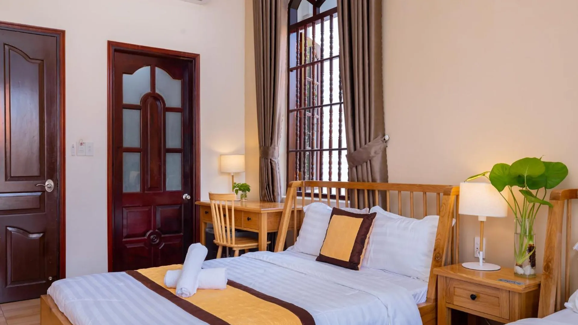 Villa 8 Phong Ngu Bai Sau, Vung Tau